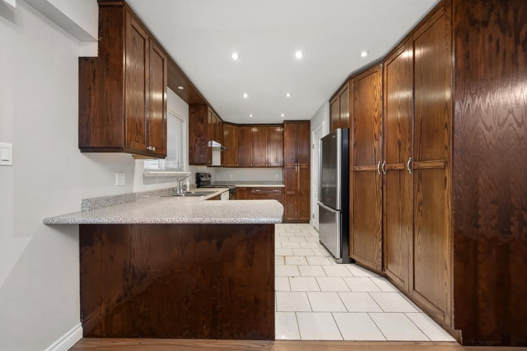 2259 Lynden Street, Abbotsford, British Columbia V2T 3B8 - Photo 6 - R3094552