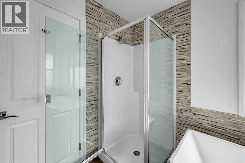 80 Canoe Square Sw, Airdrie, Alberta  T4B 2N6 - Photo 12 - A2290062