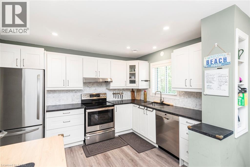 2055 Churchill Avenue, Burlington, Ontario  L7R 3T8 - Photo 6 - 40809521