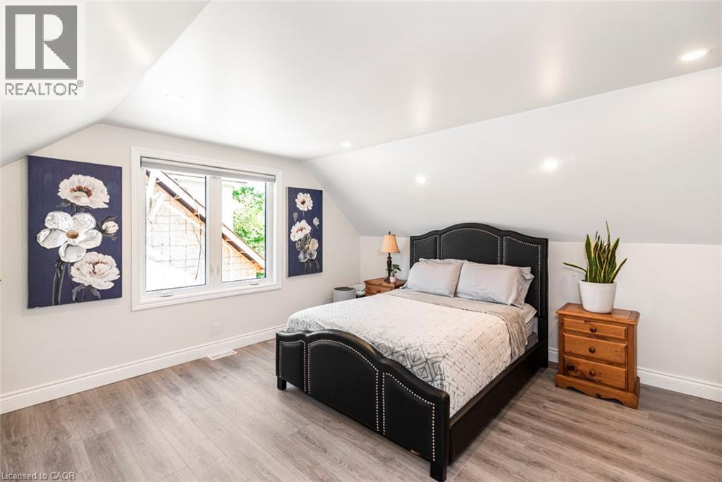 2055 Churchill Avenue, Burlington, Ontario  L7R 3T8 - Photo 15 - 40809521