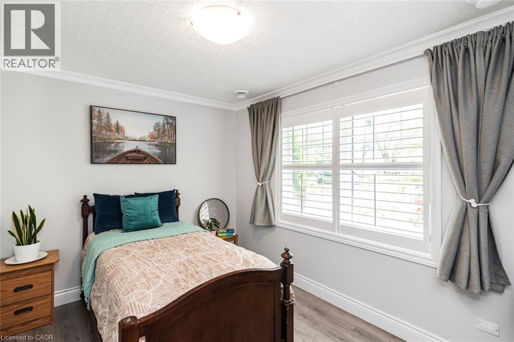 2055 Churchill Avenue, Burlington, Ontario  L7R 3T8 - Photo 9 - 40809521