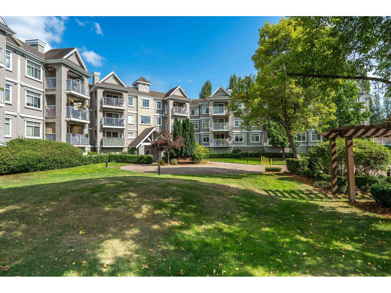 101 20896 57 Avenue, Langley, British Columbia  V3A 8S9 - Photo 2 - R3083520