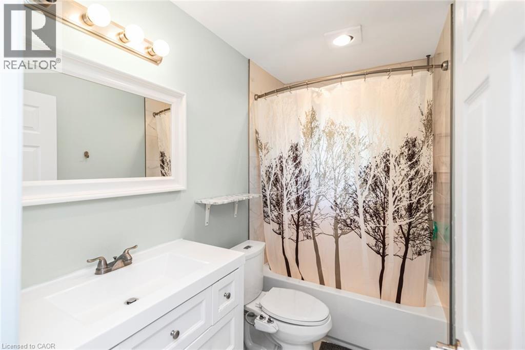 2055 Churchill Avenue, Burlington, Ontario  L7R 3T8 - Photo 17 - 40809521