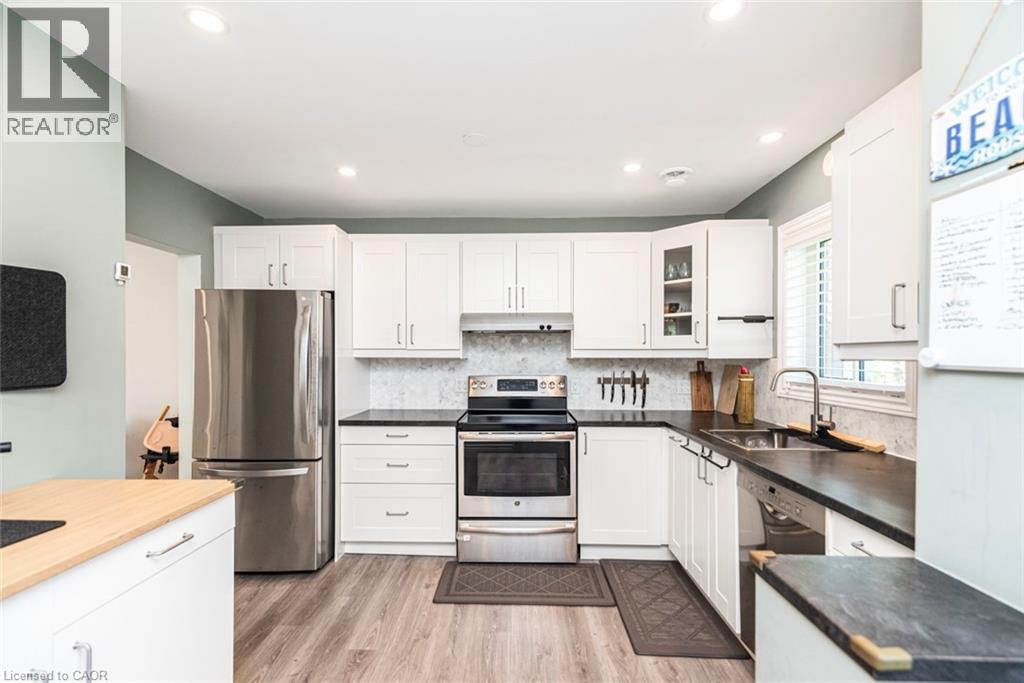 2055 Churchill Avenue, Burlington, Ontario  L7R 3T8 - Photo 7 - 40809521