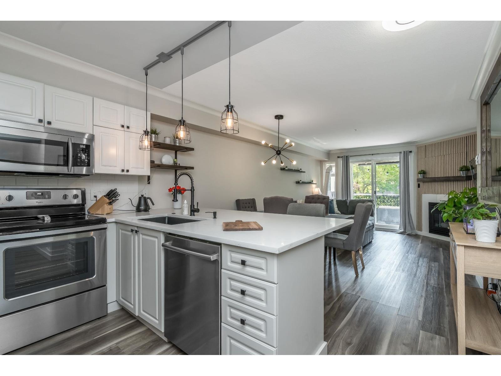 101 20896 57 AVENUE, Langley, British Columbia