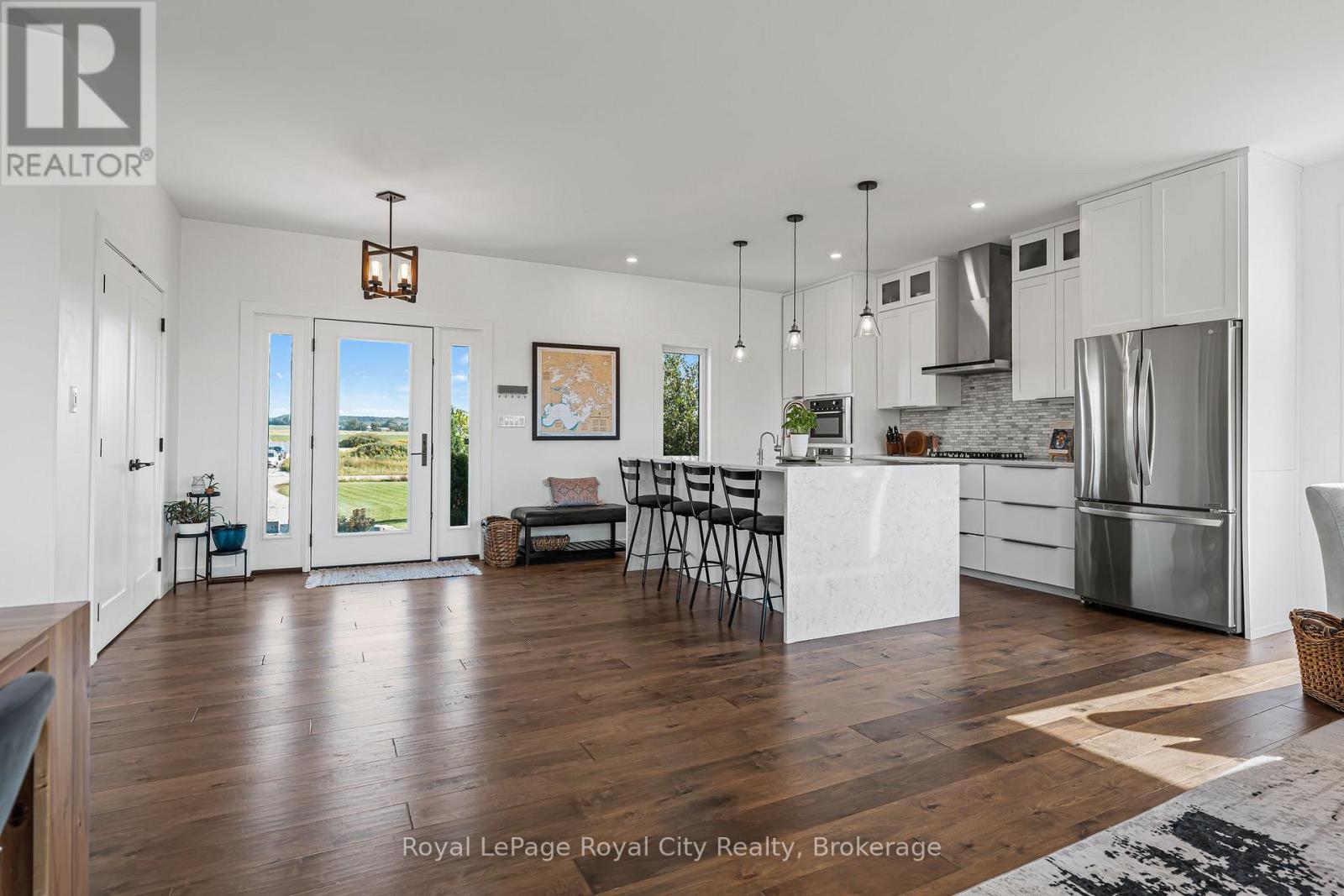 103 Ugovsek Crescent, Meaford, Ontario  N0H 1B0 - Photo 4 - X12748248