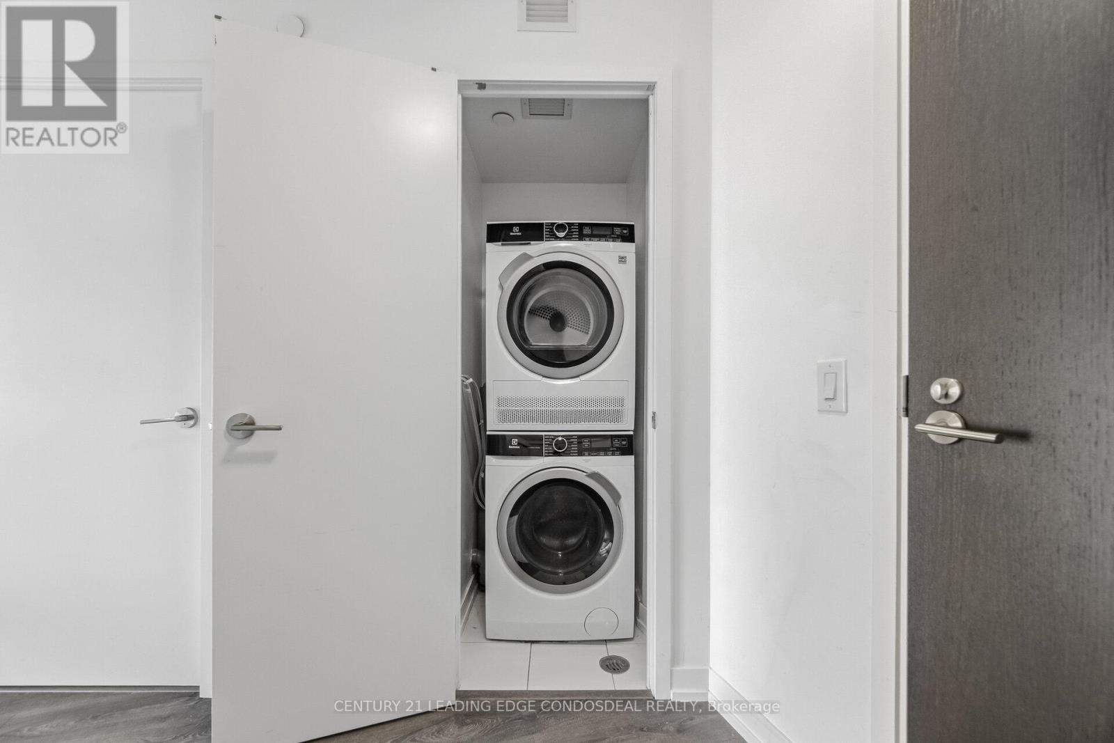 808 - 219 Dundas Street E, Toronto, Ontario  M5A 1Z6 - Photo 34 - C12769120