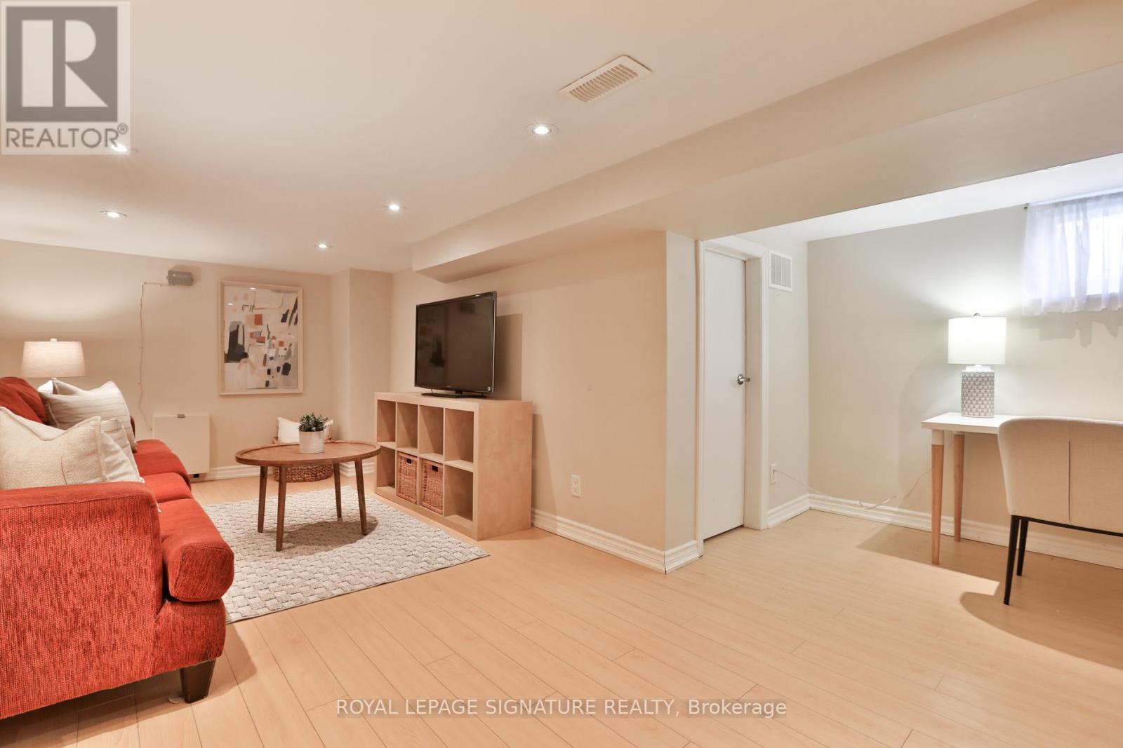 2 Earl Haig Avenue, Toronto, Ontario  M4C 1E1 - Photo 37 - E12844724