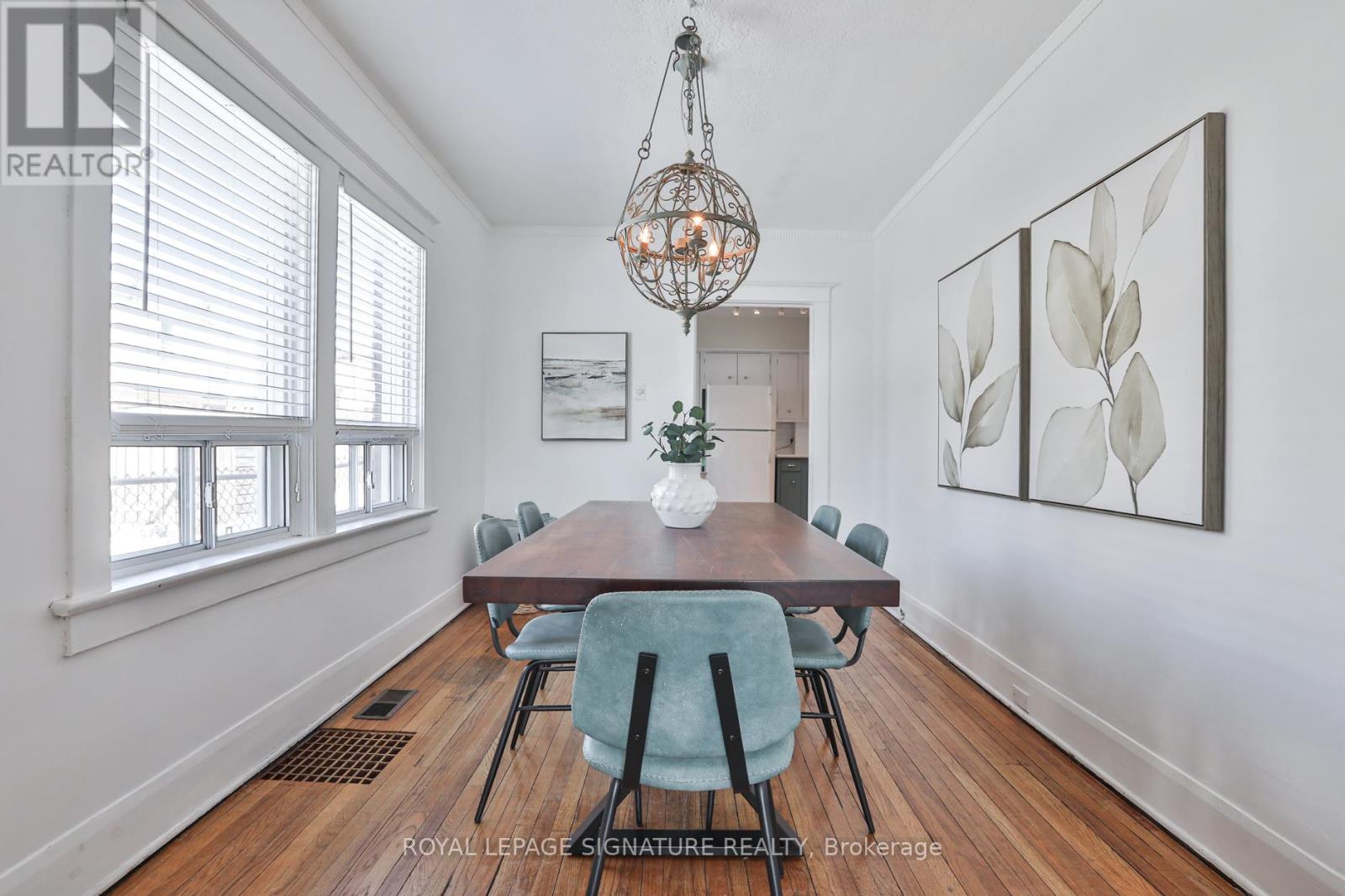 2 Earl Haig Avenue, Toronto, Ontario  M4C 1E1 - Photo 8 - E12844724