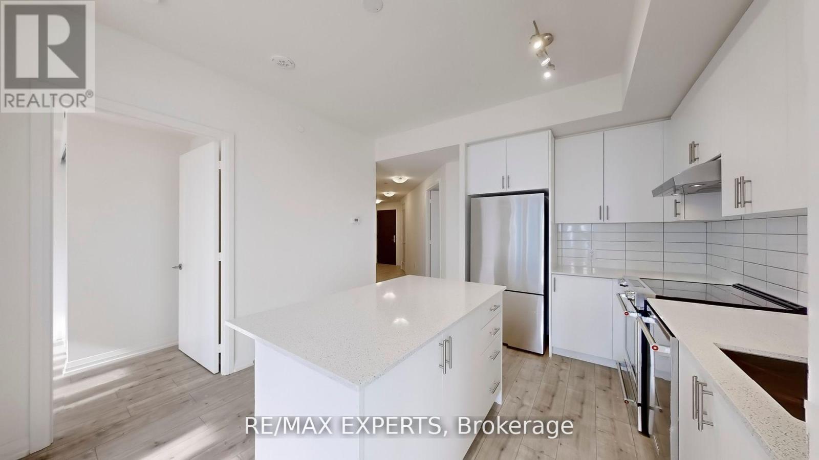 2015 - 9000 Jane Street S, Vaughan (Concord), Ontario  L4K 0M6 - Photo 13 - N12843008