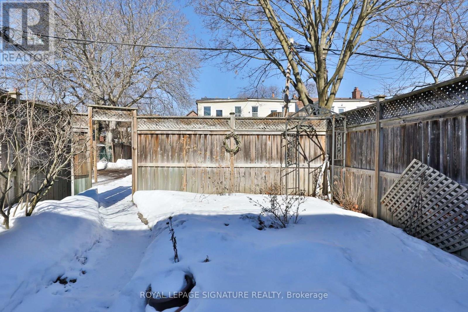 2 Earl Haig Avenue, Toronto, Ontario  M4C 1E1 - Photo 43 - E12844724