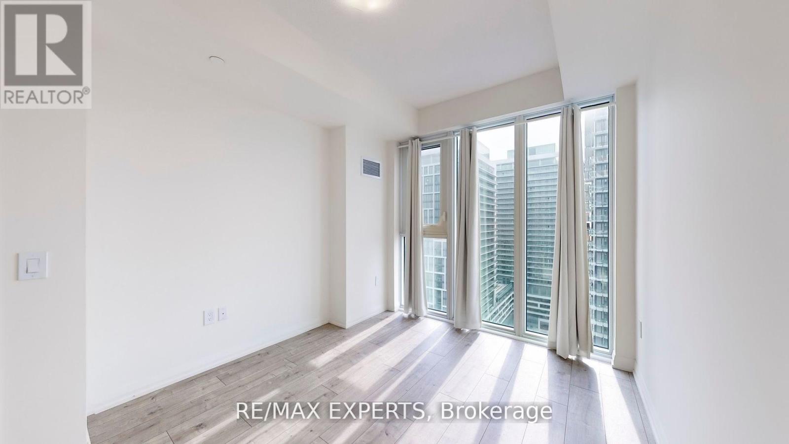 2015 - 9000 Jane Street S, Vaughan (Concord), Ontario  L4K 0M6 - Photo 22 - N12843008