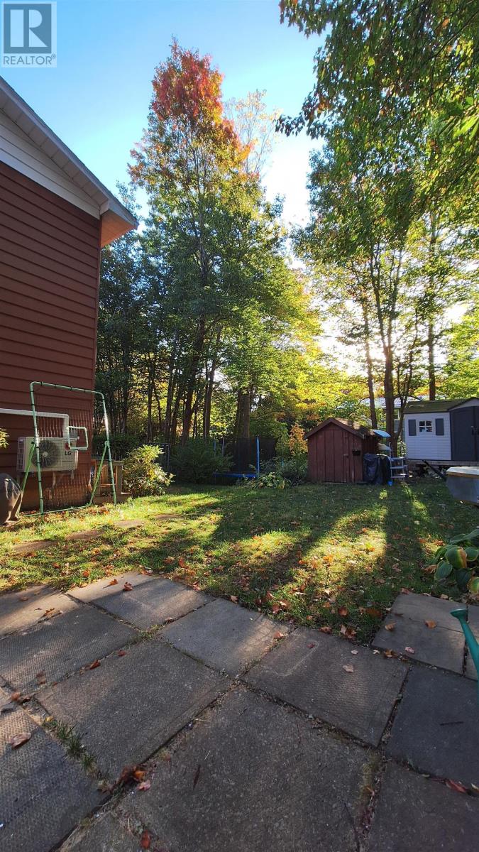 197 Jubilee Road, Bridgewater, Nova Scotia  B4V 3G5 - Photo 5 - 202603823