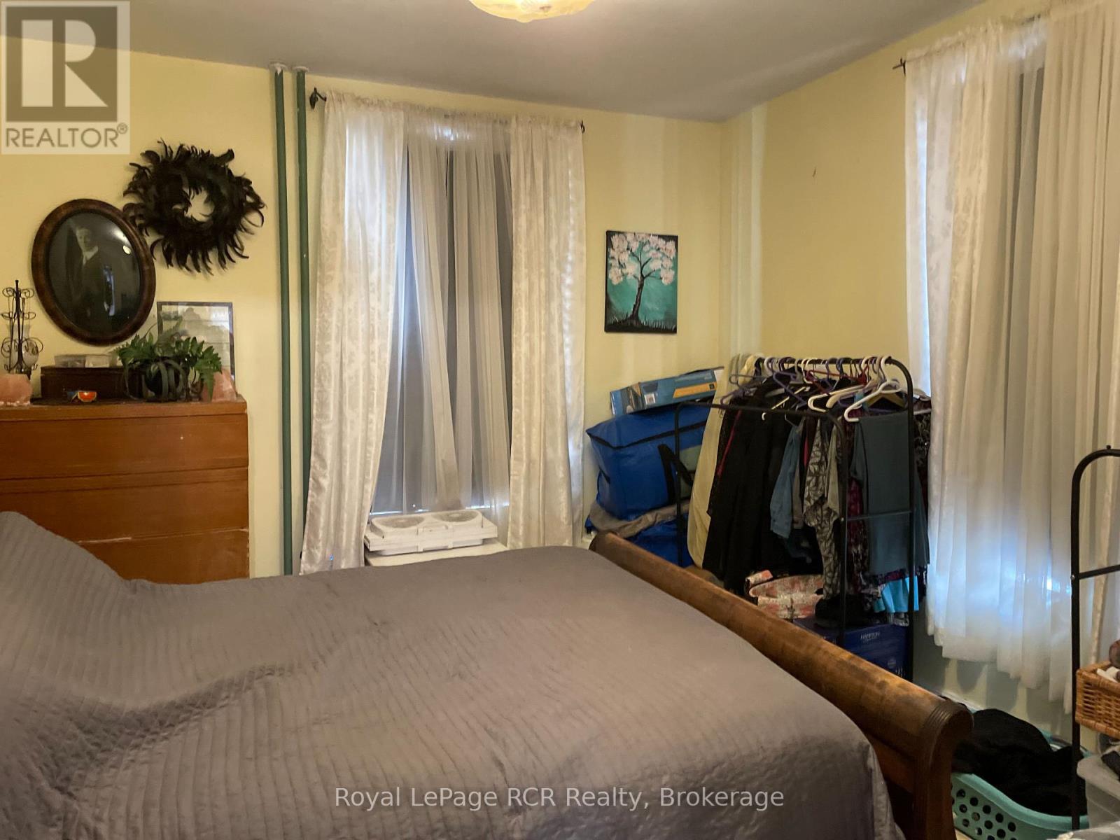 581 7th Avenue, Hanover, Ontario  N4N 2J9 - Photo 8 - X12845074