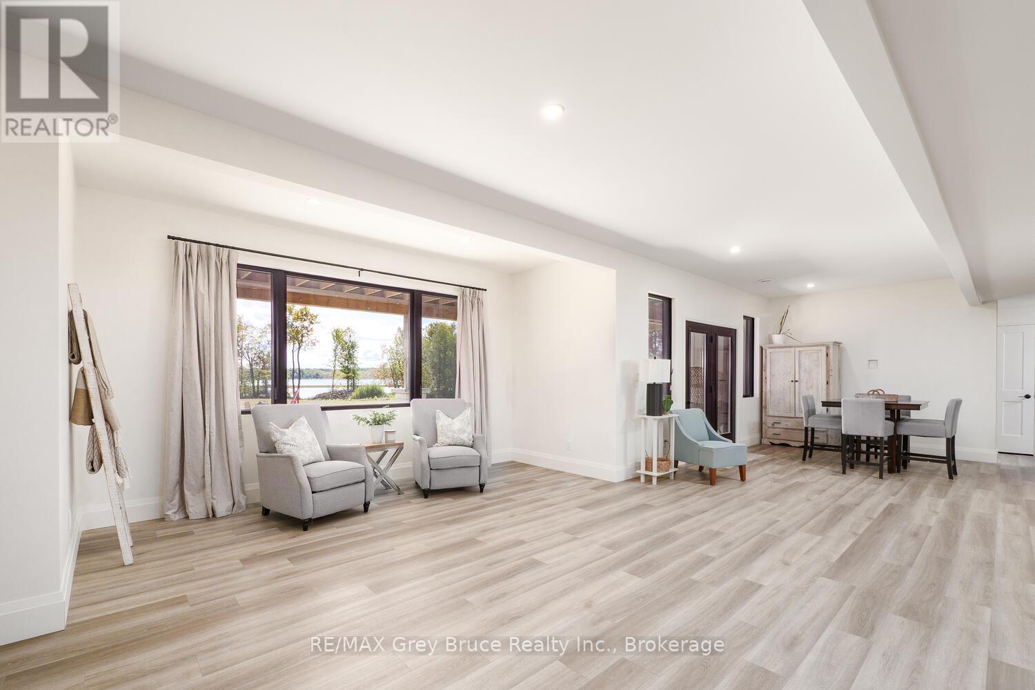 117 Almur Drive, Georgian Bluffs, Ontario  N0H 2T0 - Photo 26 - X12845090