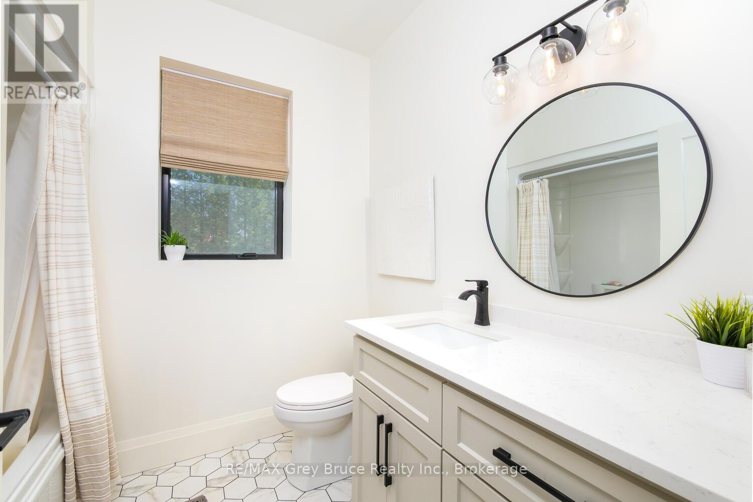 117 Almur Drive, Georgian Bluffs, Ontario  N0H 2T0 - Photo 32 - X12845090