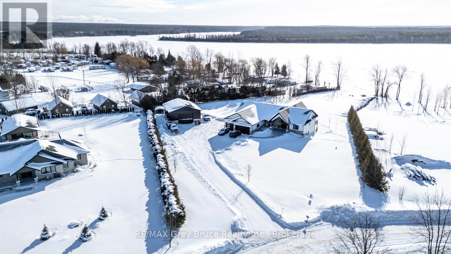 117 Almur Drive, Georgian Bluffs, Ontario  N0H 2T0 - Photo 37 - X12845090