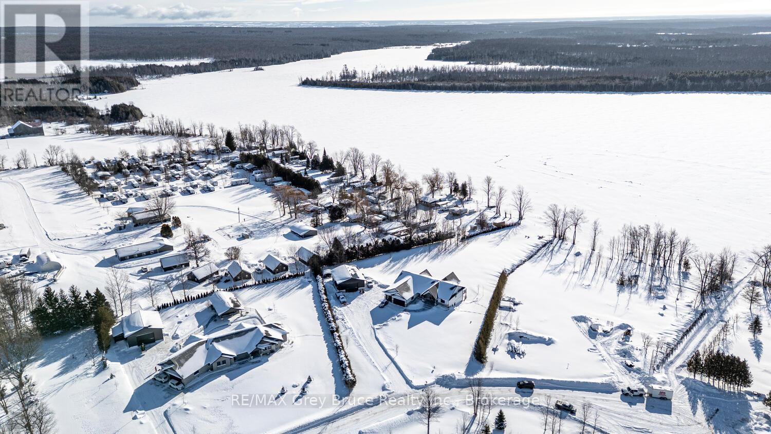 117 Almur Drive, Georgian Bluffs, Ontario  N0H 2T0 - Photo 40 - X12845090