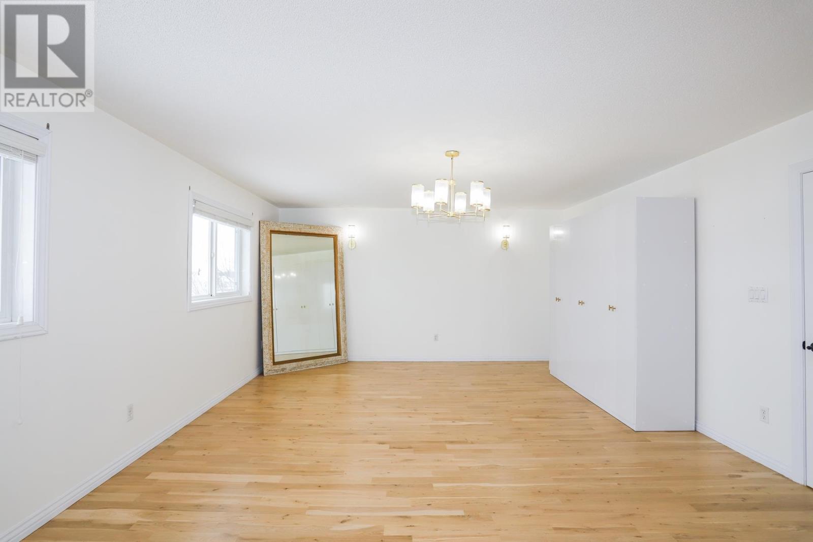 967 Lake St, Sault Ste. Marie, Ontario  P6B 6C9 - Photo 23 - SM260410