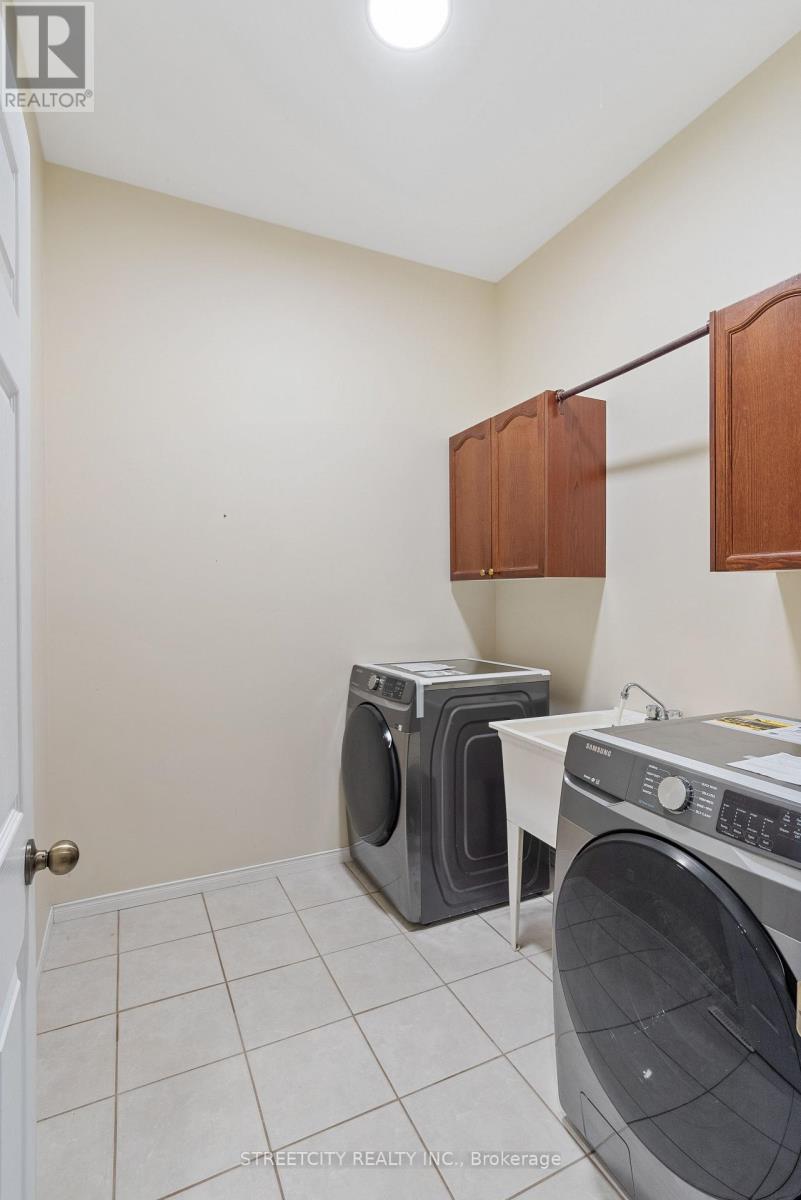 1619 Jubilee Drive, London North, Ontario  N6G 5K4 - Photo 21 - X12845046