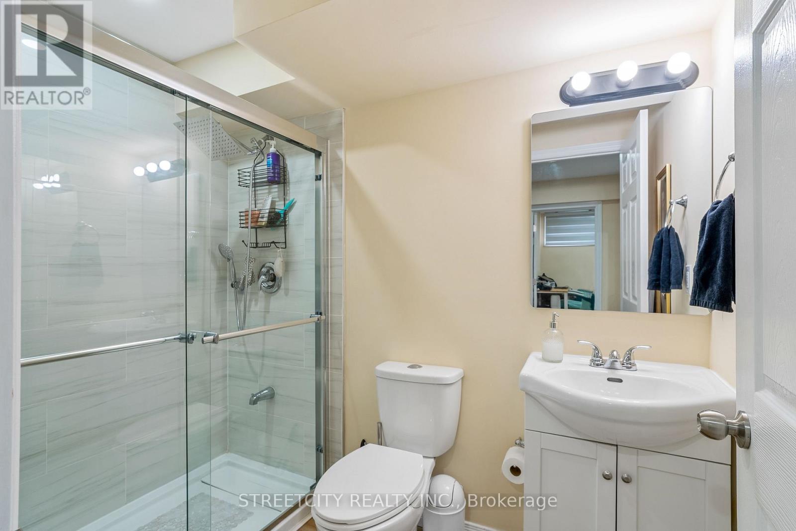 1619 Jubilee Drive, London North, Ontario  N6G 5K4 - Photo 36 - X12845046