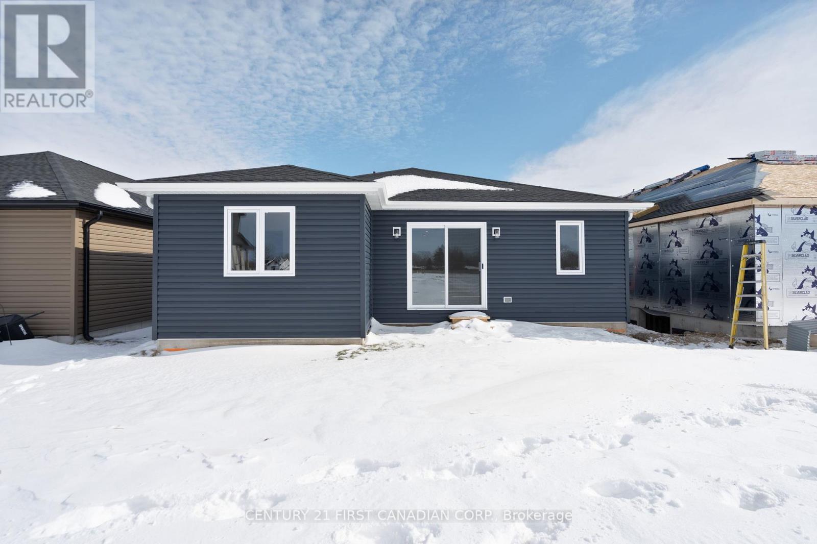 29 Sheldabren Street, North Middlesex, Ontario  N0M 1A0 - Photo 30 - X12845064