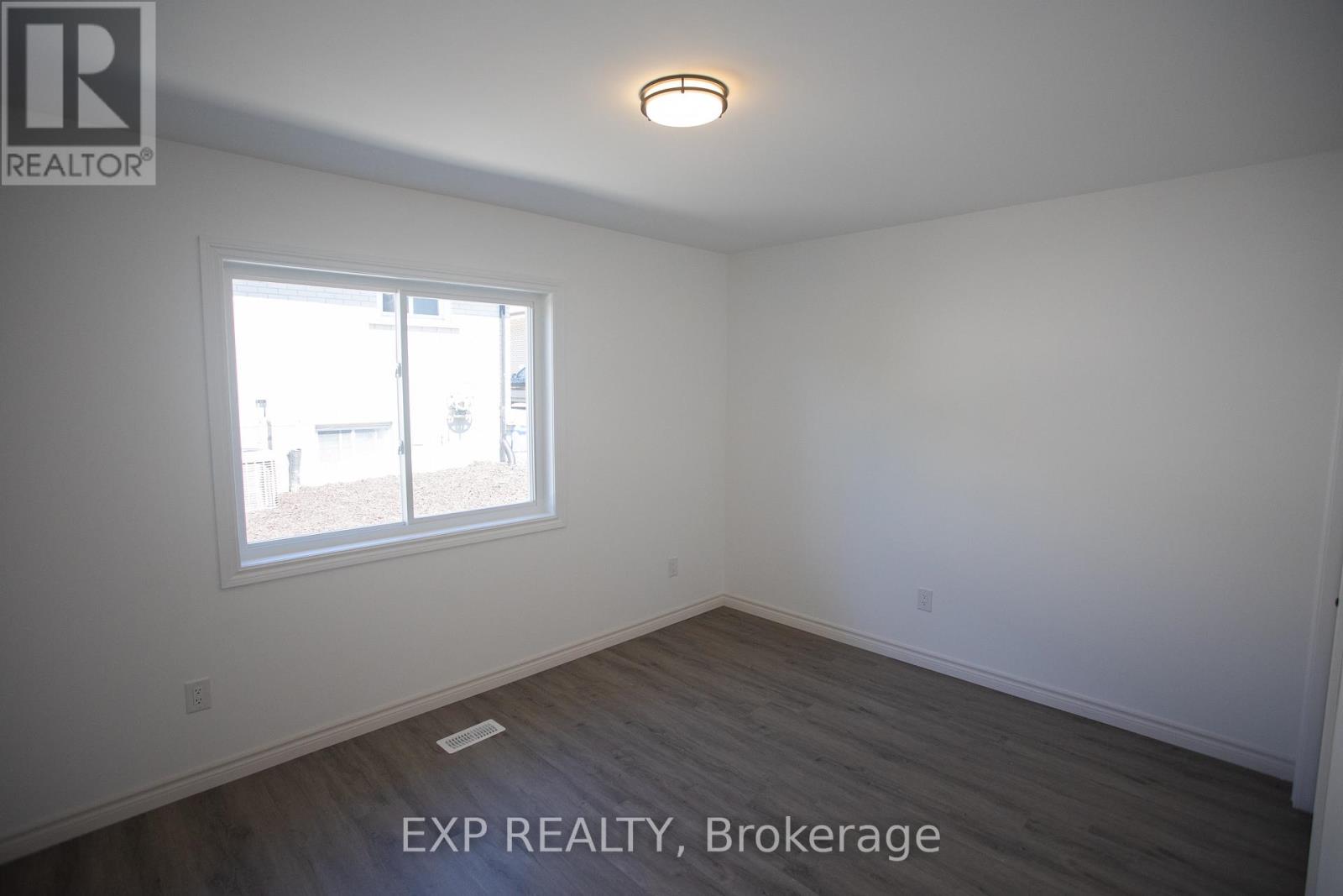 277 Grove Street E, Barrie, Ontario  L4M 2R2 - Photo 12 - S12837566