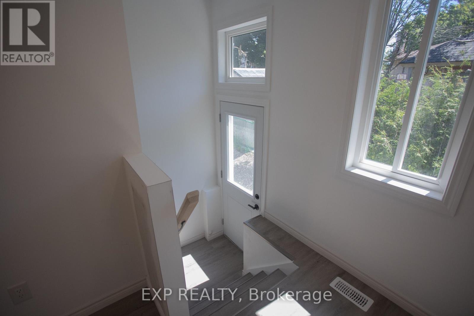 277 Grove Street E, Barrie, Ontario  L4M 2R2 - Photo 13 - S12837566