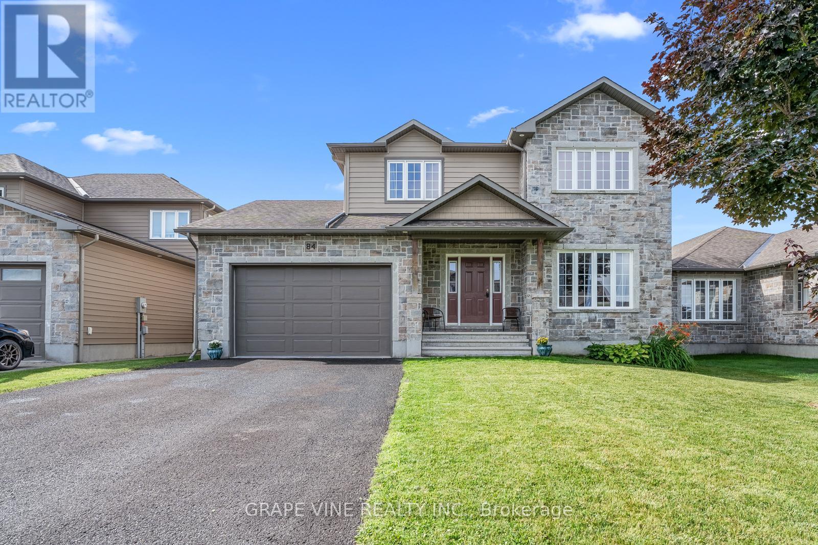 84 SETTLEMENT LANE, Russell, Ontario