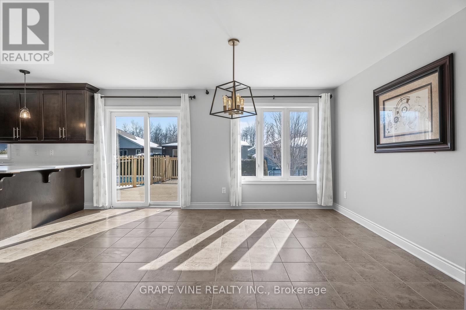 84 Settlement Lane, Russell, Ontario  K4R 0A4 - Photo 10 - X12844996