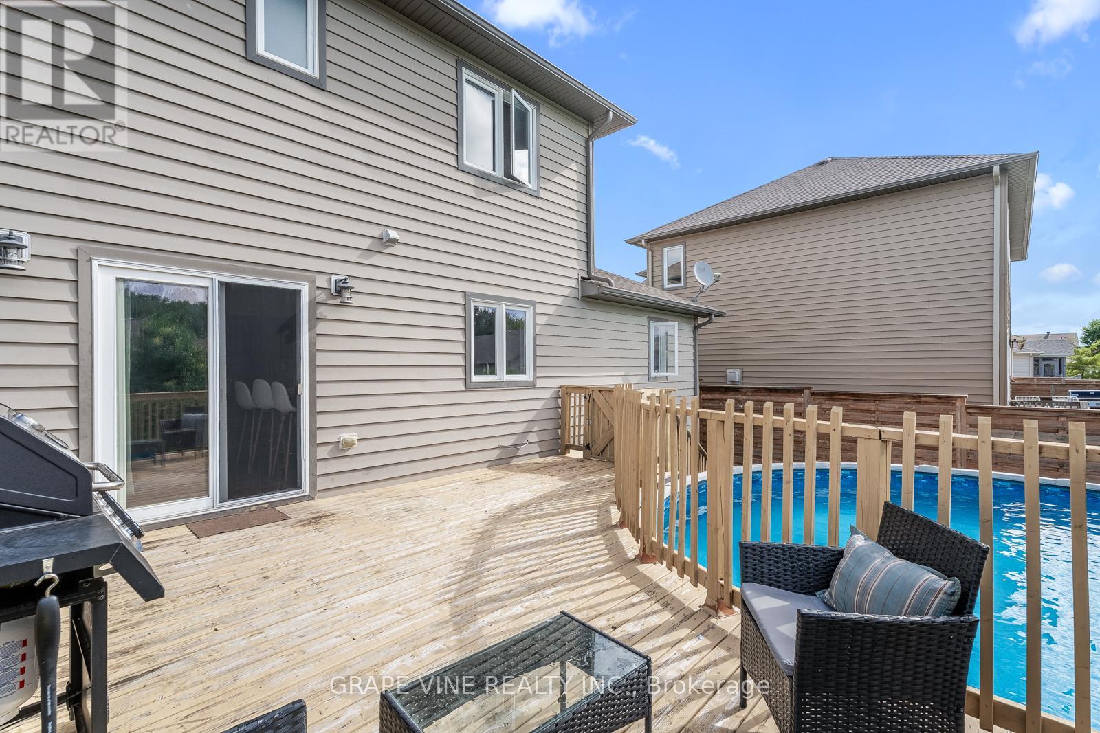 84 Settlement Lane, Russell, Ontario  K4R 0A4 - Photo 36 - X12844996