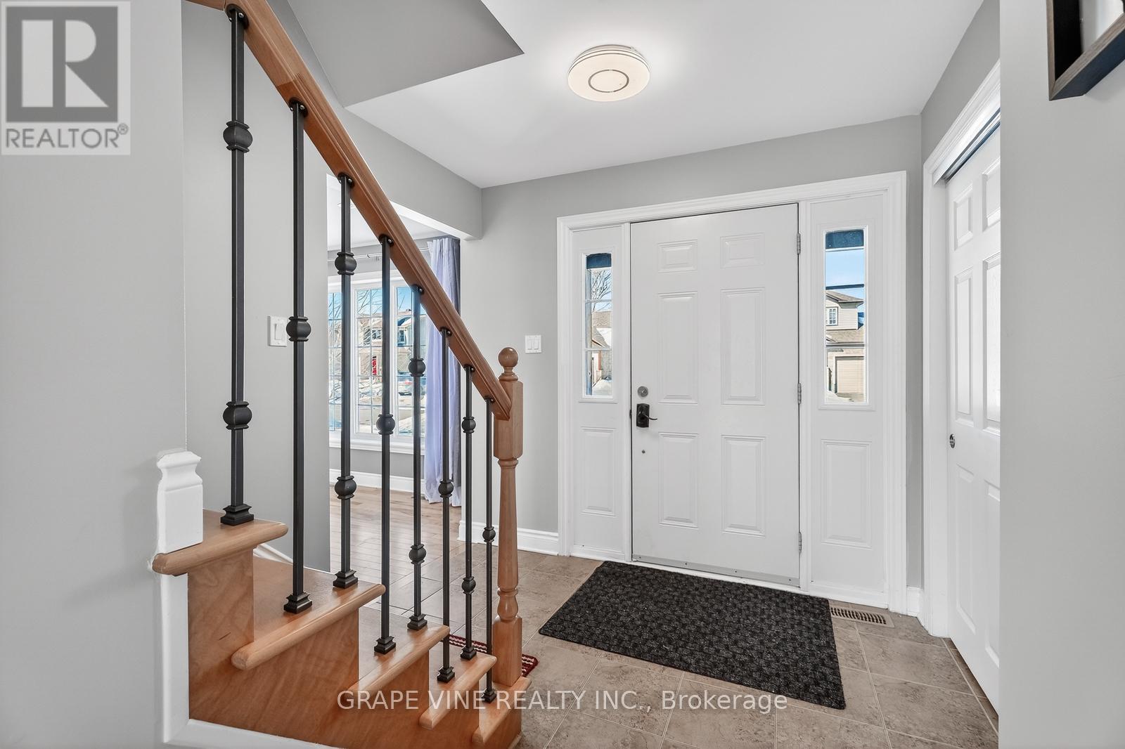 84 Settlement Lane, Russell, Ontario  K4R 0A4 - Photo 5 - X12844996