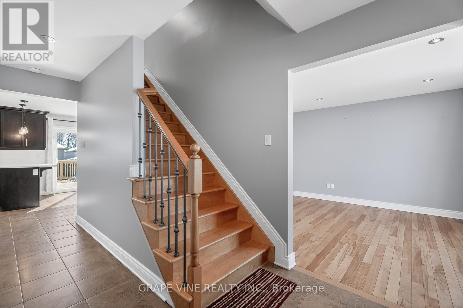 84 Settlement Lane, Russell, Ontario  K4R 0A4 - Photo 6 - X12844996