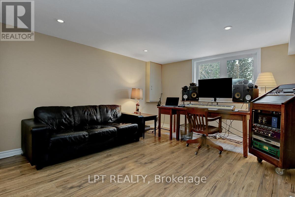 1771 Mcmaster Avenue, Ottawa, Ontario  K1H 6R7 - Photo 30 - X12845022