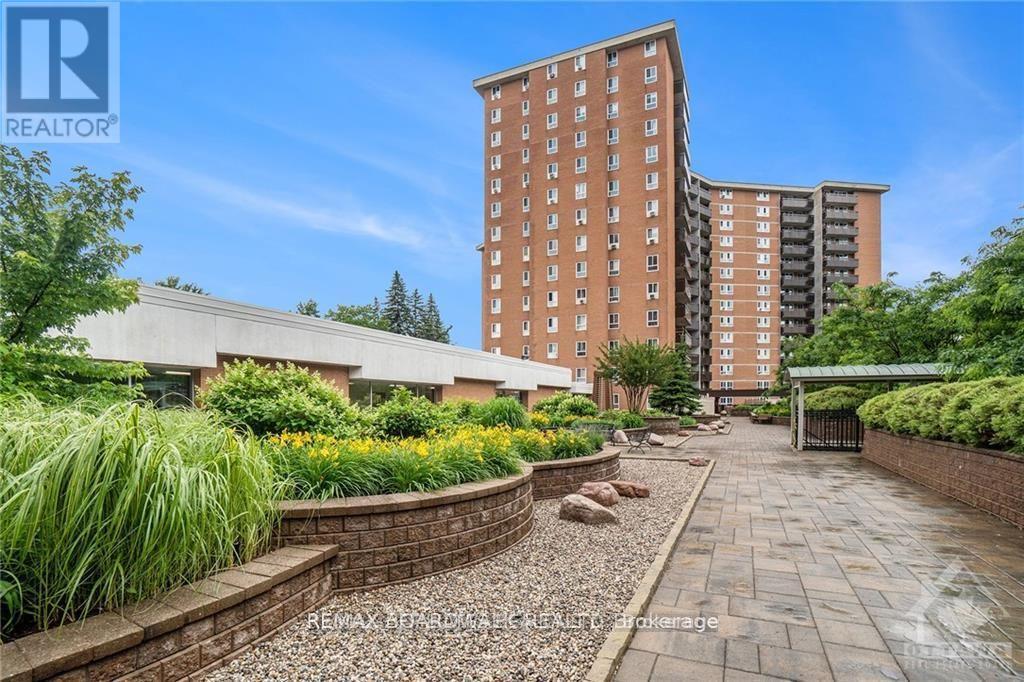 717 - 2000 JASMINE CRESCENT, Ottawa, Ontario