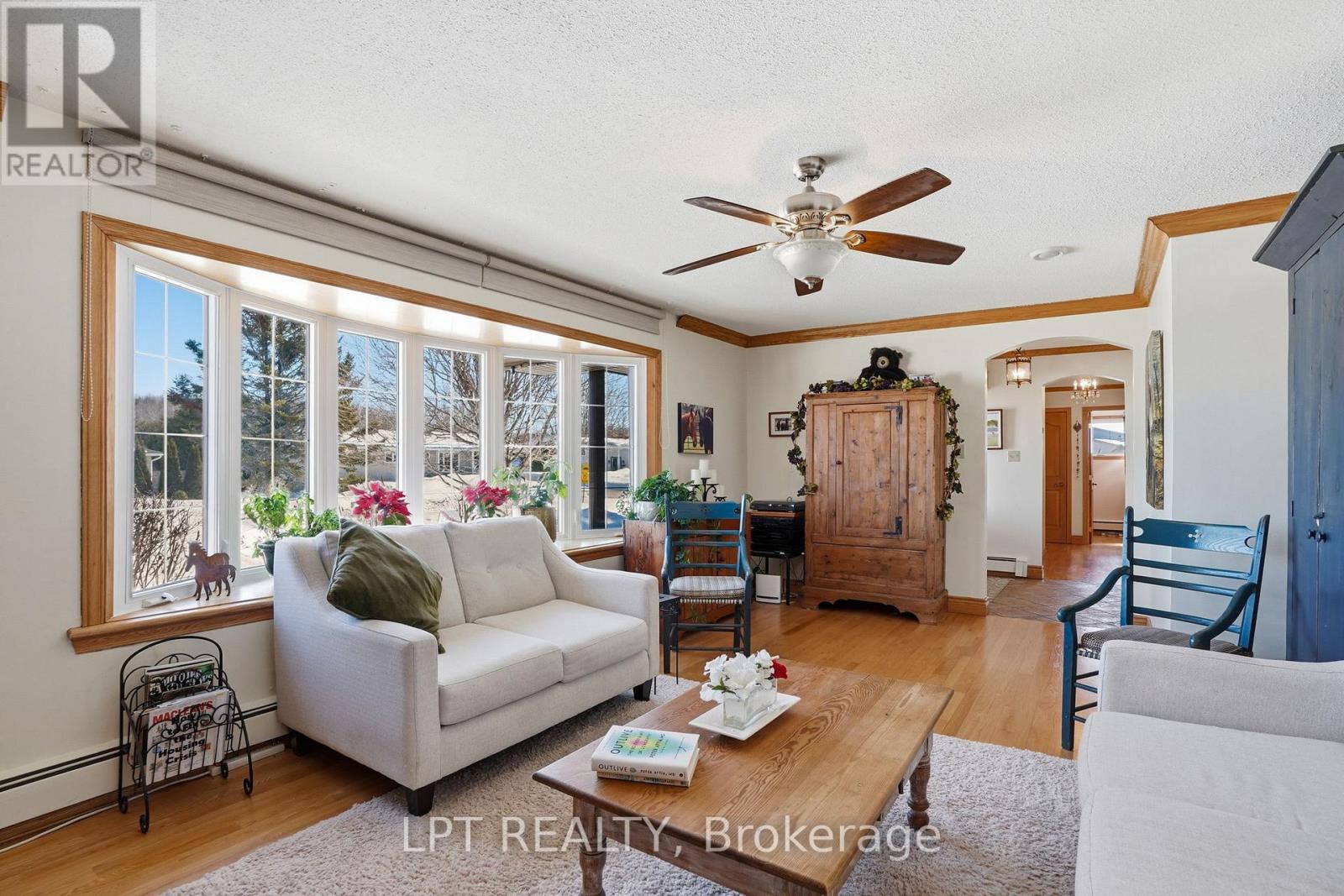 10 Orchard Street, Hawkesbury, Ontario  K6A 2V7 - Photo 16 - X12845060