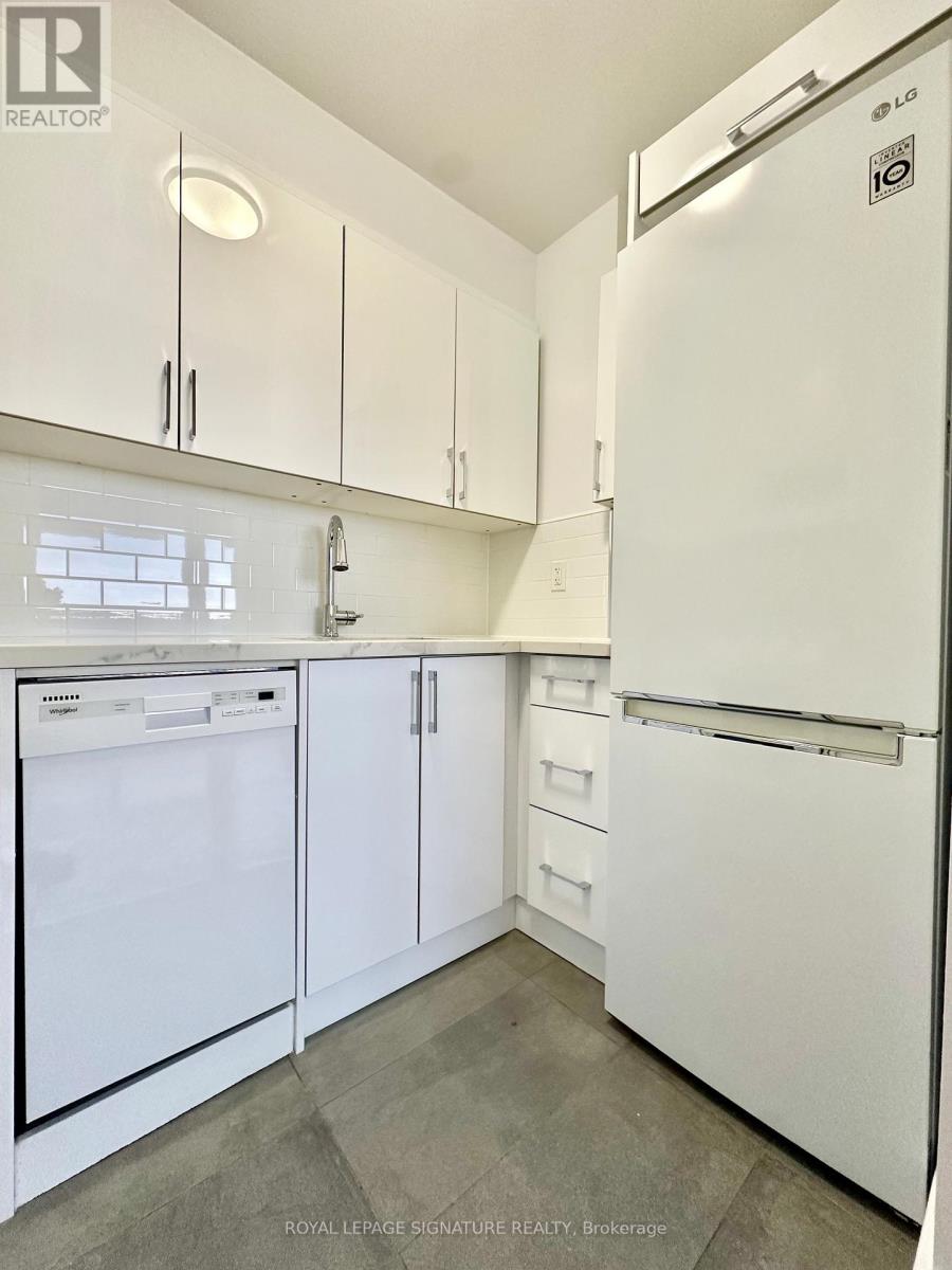 601 - 666 Spadina Avenue, Toronto, Ontario  M5S 2H8 - Photo 4 - C12836880