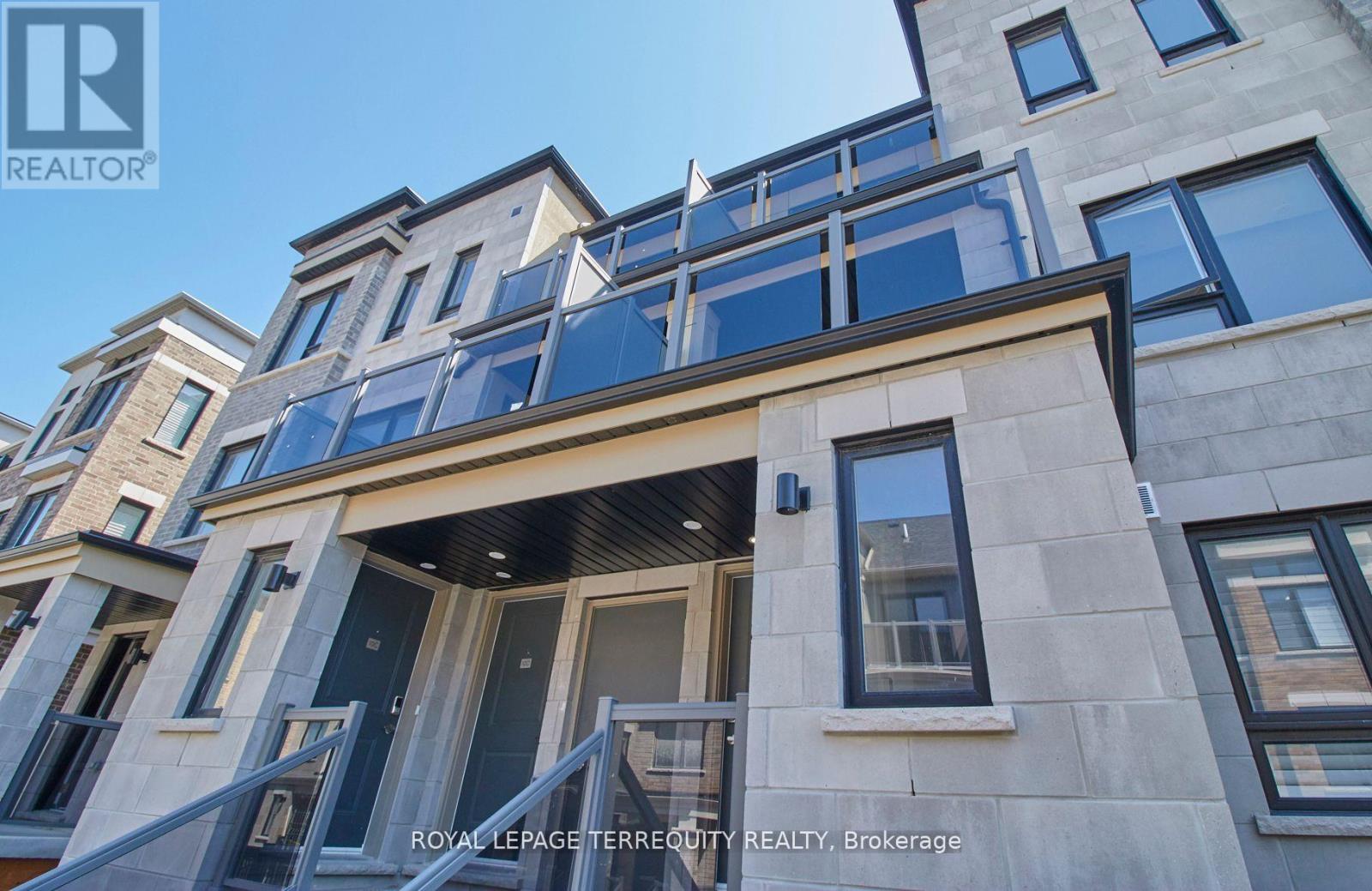 8D LOOKOUT DRIVE, Clarington, Ontario