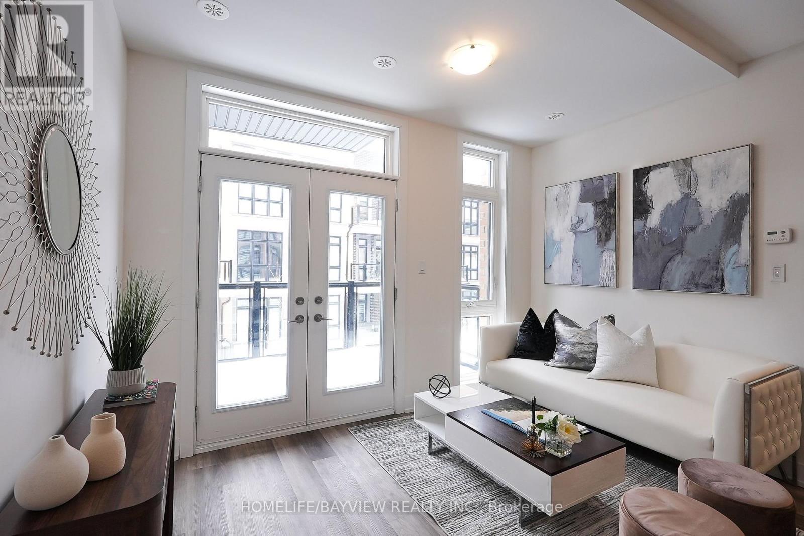 17 - 8 Sayers Lane, Richmond Hill, Ontario  L4E 1J4 - Photo 6 - N12825764