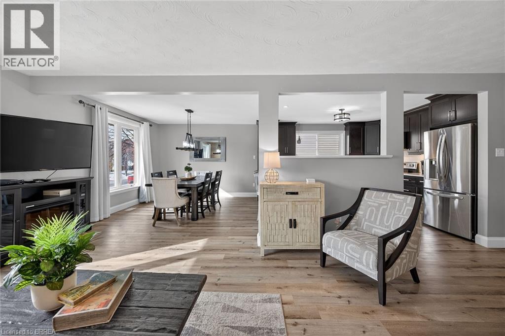 14 Max Webster Road, Brantford, Ontario  N3P 1H7 - Photo 11 - 40809500