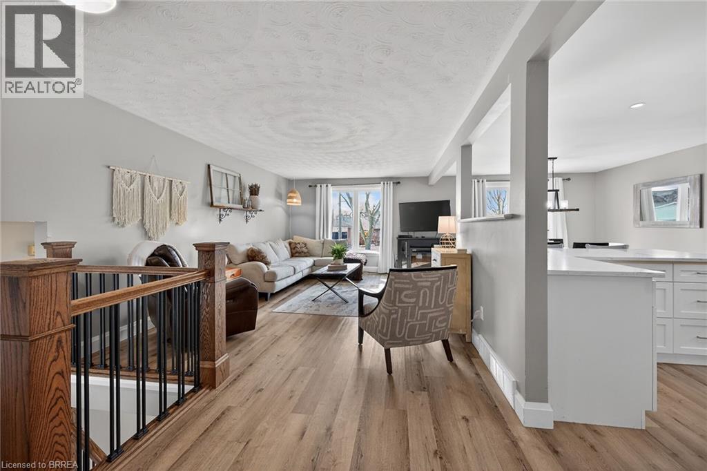 14 Max Webster Road, Brantford, Ontario  N3P 1H7 - Photo 7 - 40809500