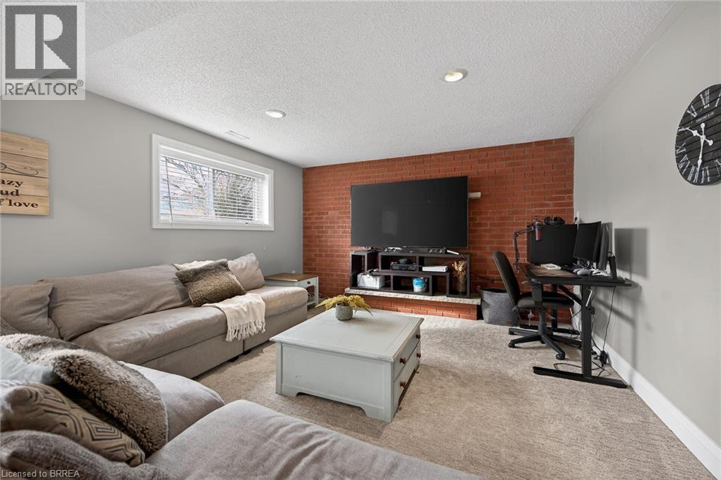 14 Max Webster Road, Brantford, Ontario  N3P 1H7 - Photo 27 - 40809500