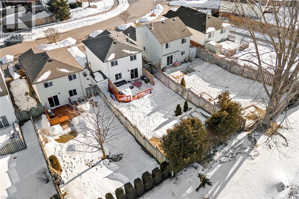 397 Misty Crescent, Kitchener, Ontario N2B 3V7 - Photo 2 - 40809510