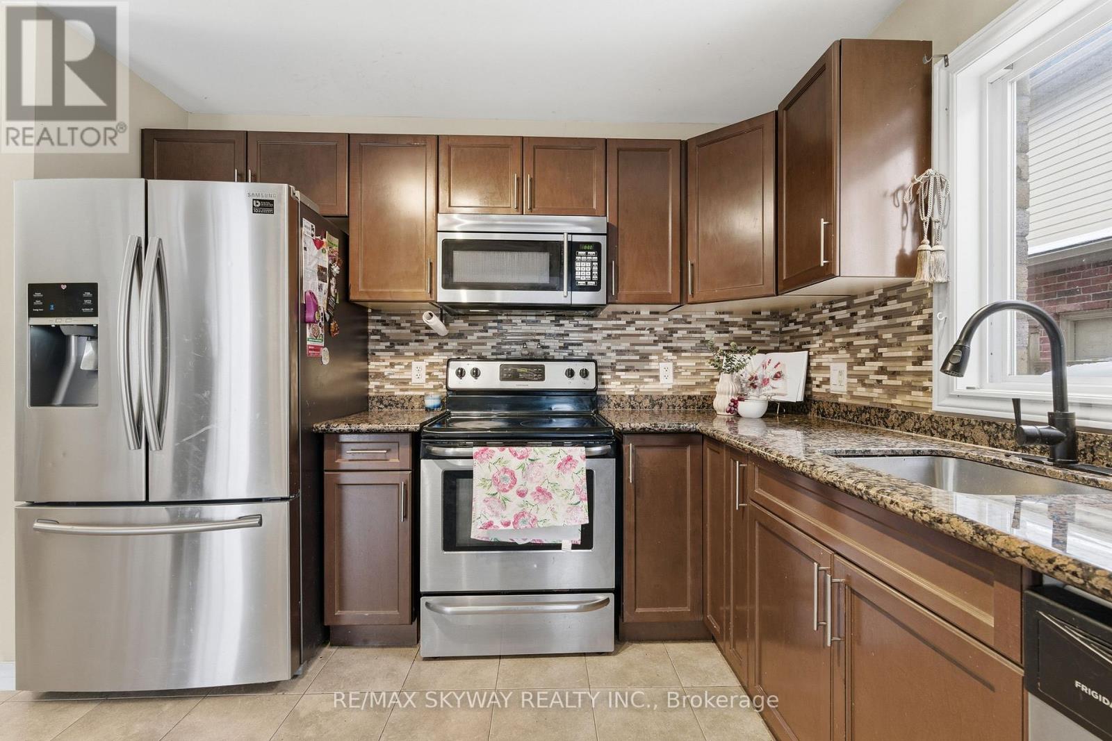 1185 Lawson Road, London North, Ontario  N6G 5K9 - Photo 11 - X12844754