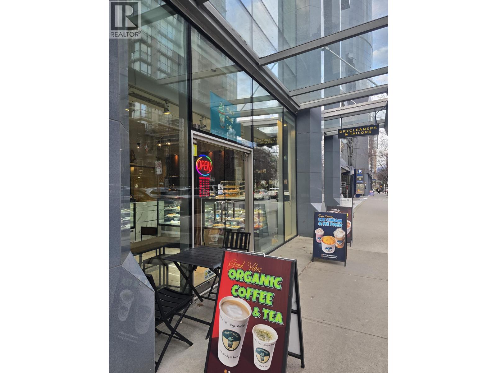 1091 Hornby Street, Vancouver, British Columbia  V6Z 2S5 - Photo 4 - C8076052