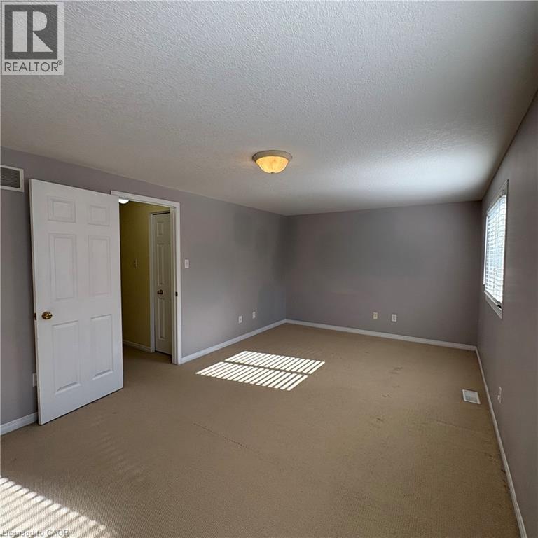 629 Violet Street, Waterloo, Ontario  N2V 2V9 - Photo 22 - 40808403