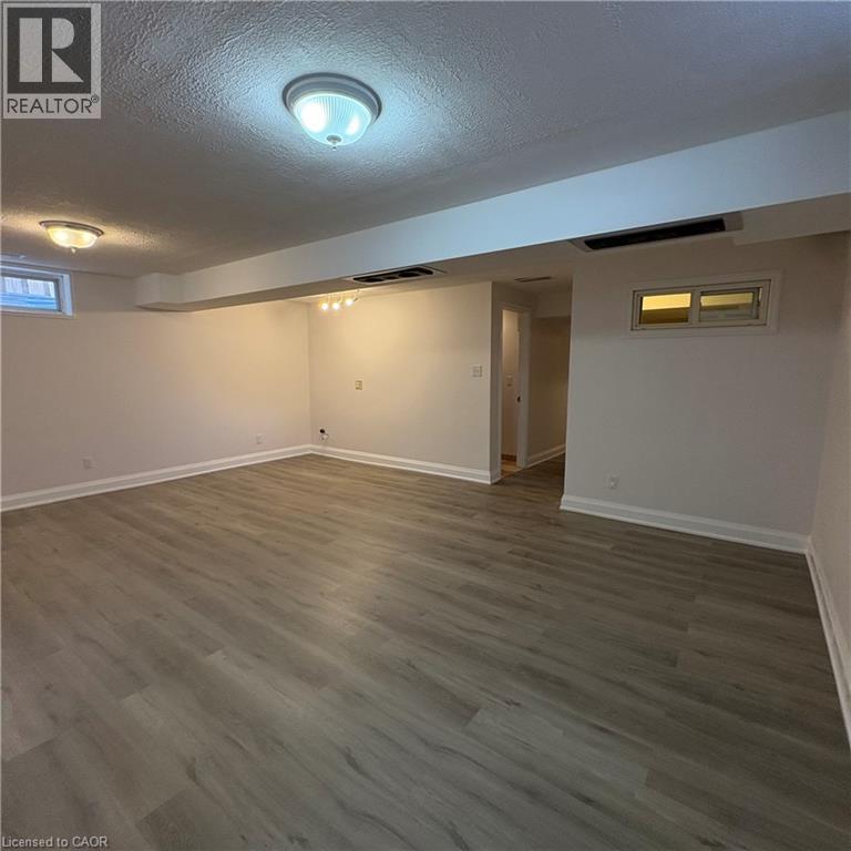 629 Violet Street, Waterloo, Ontario  N2V 2V9 - Photo 35 - 40808403