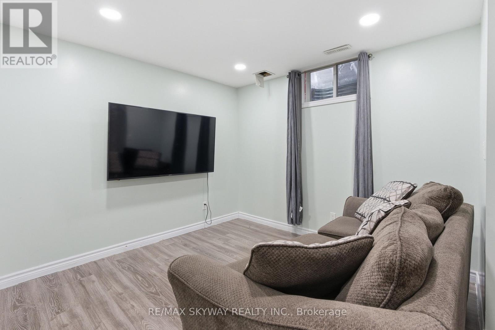 Photo 31 of 41 for 1185 Lawson Road