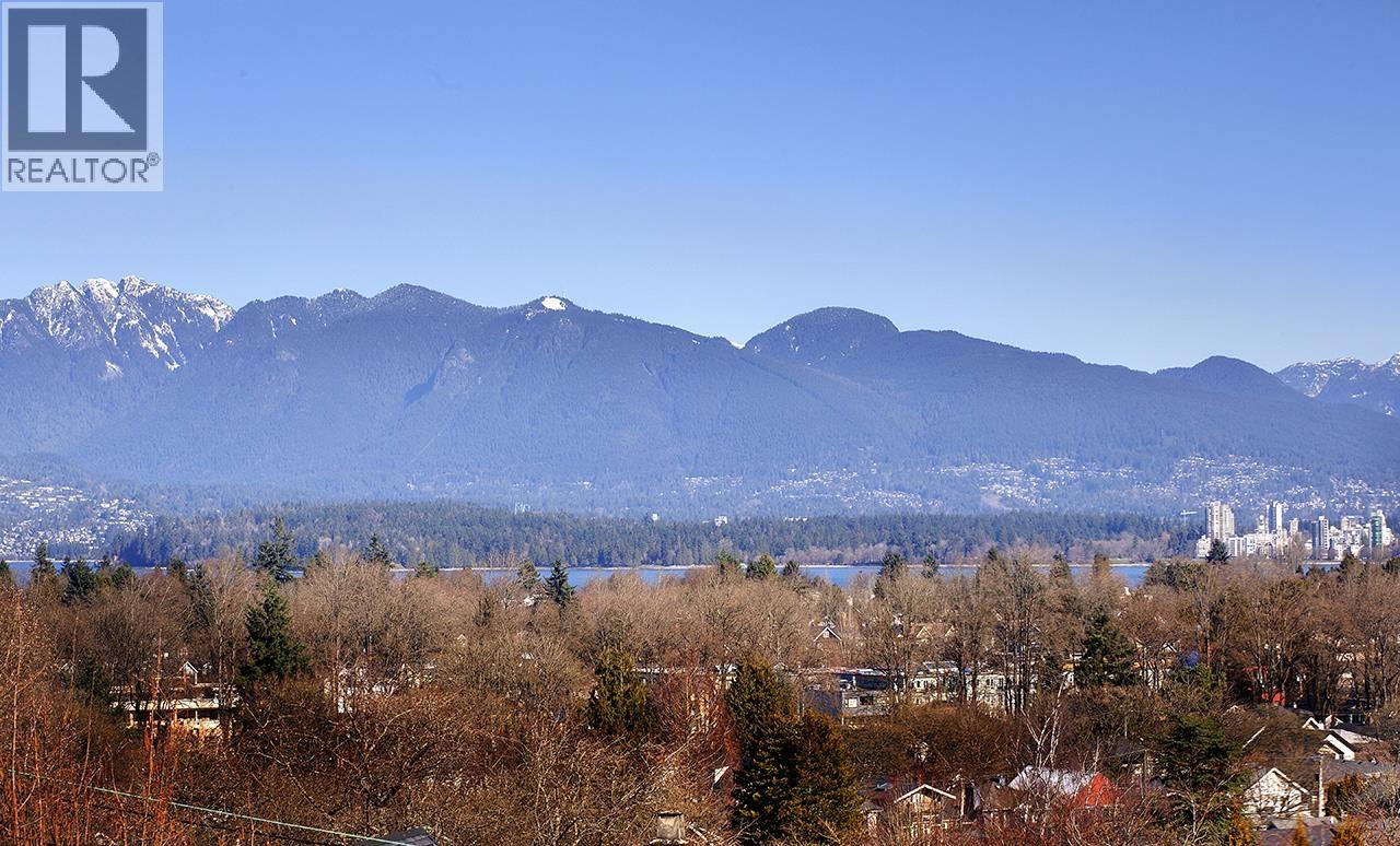 3657 W 14th Avenue, Vancouver, British Columbia  V6R 2W6 - Photo 1 - R3095937