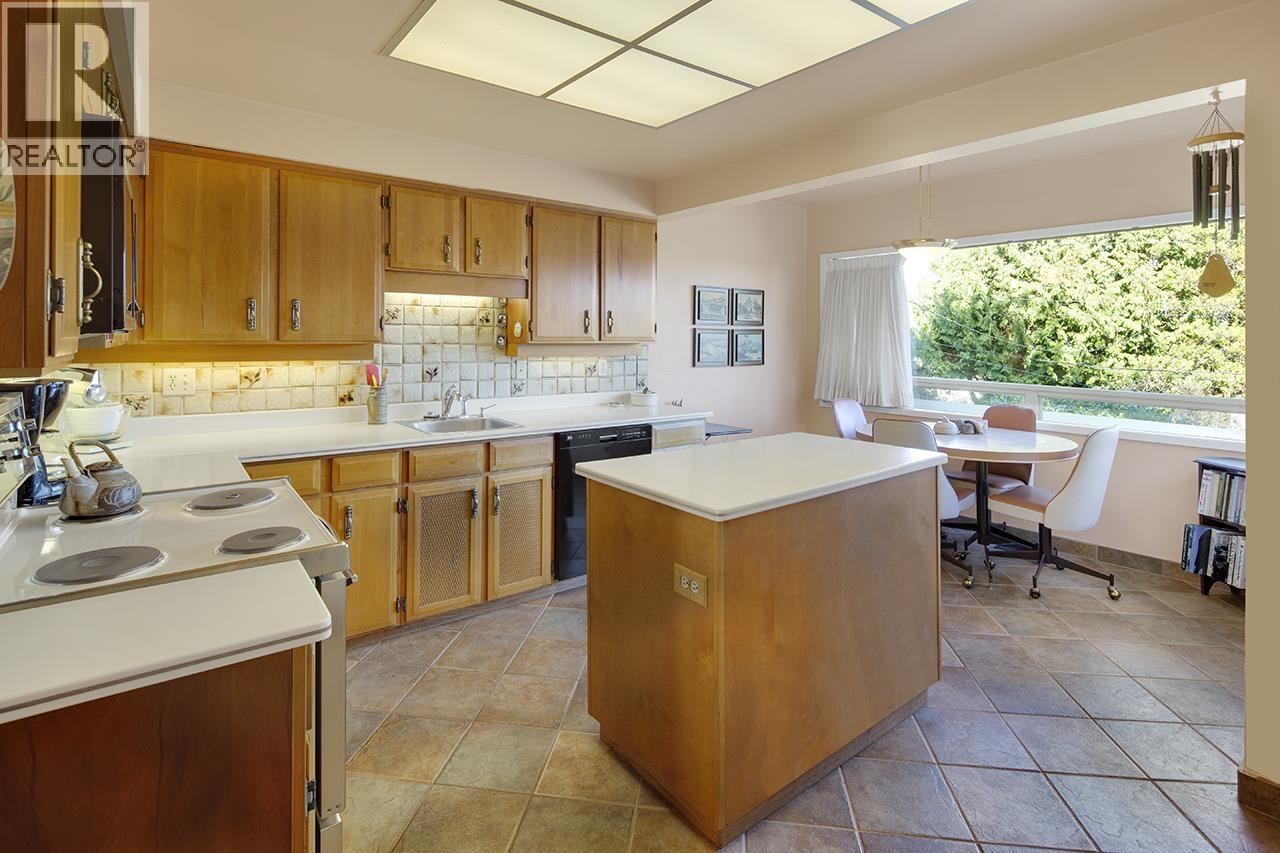 3657 W 14th Avenue, Vancouver, British Columbia  V6R 2W6 - Photo 29 - R3095937